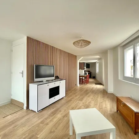 Le Cosy Tranchais - Center - 300 M Apartment *